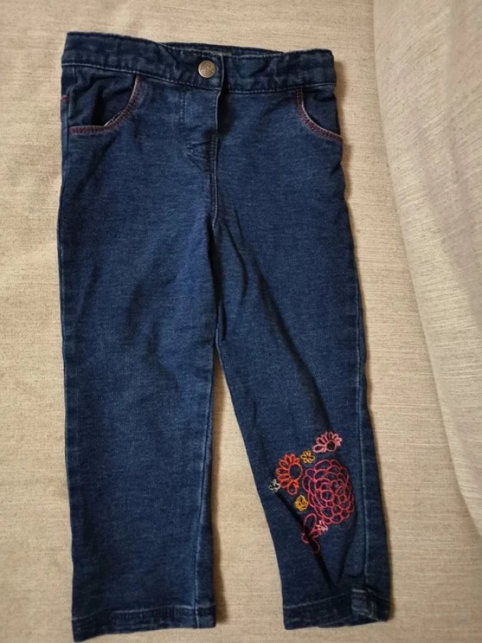 Illustration de Jeans 81 cm