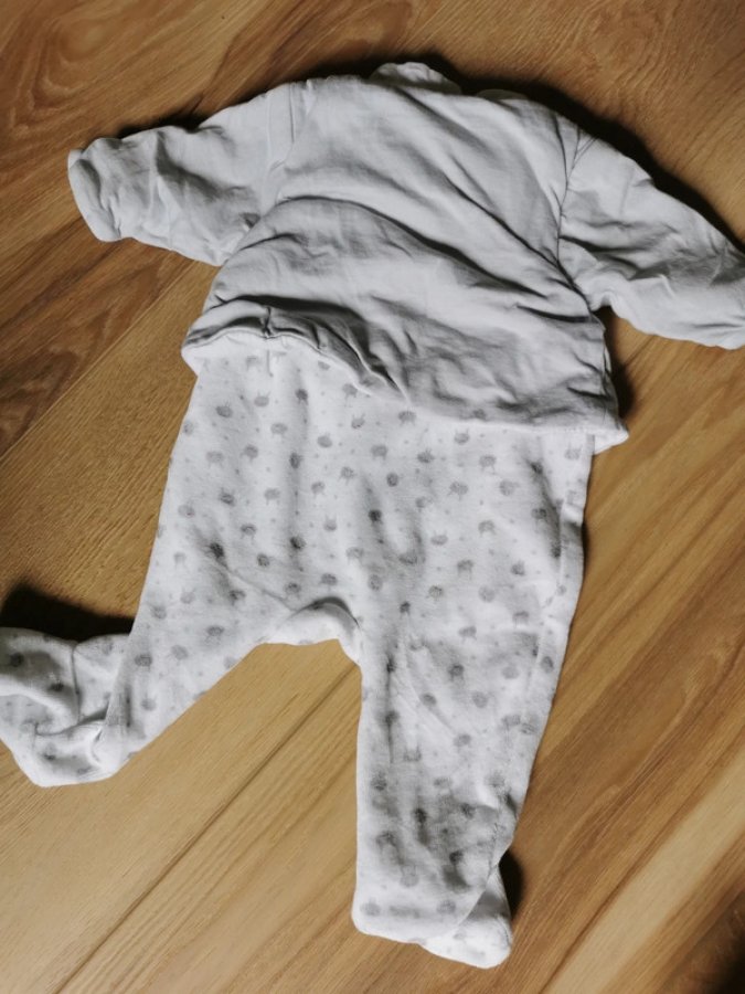 Illustration de Pyjama bien chaud 1-3 mois