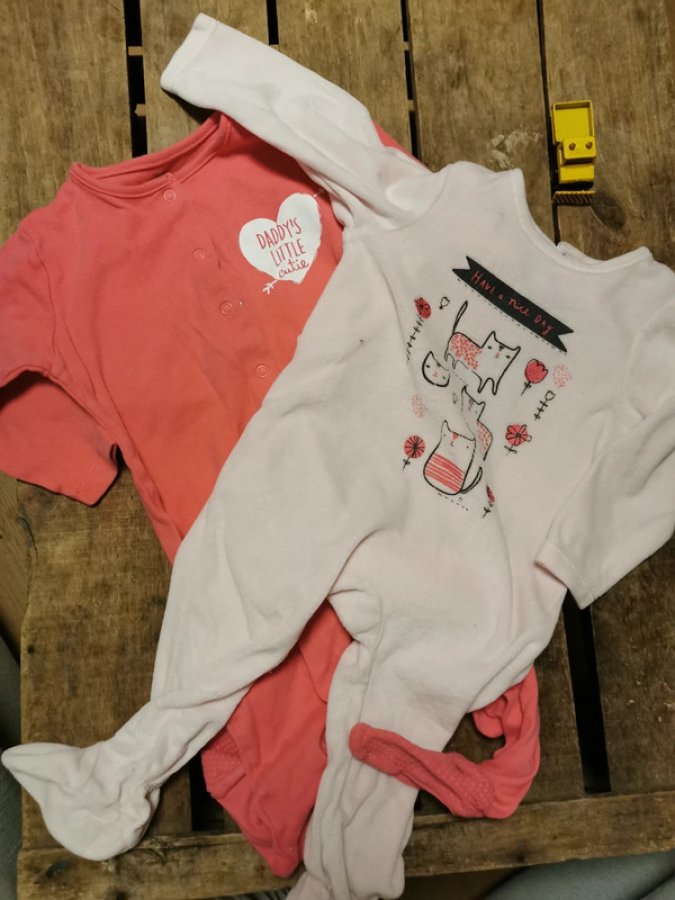 Illustration de Lot de 2 pyjamas 