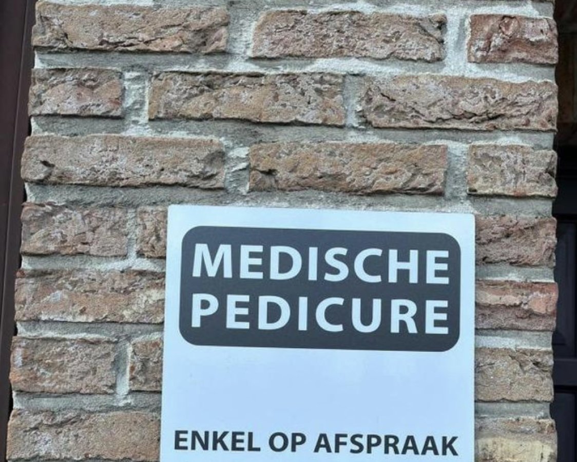 Illustration de Pédicure médicale